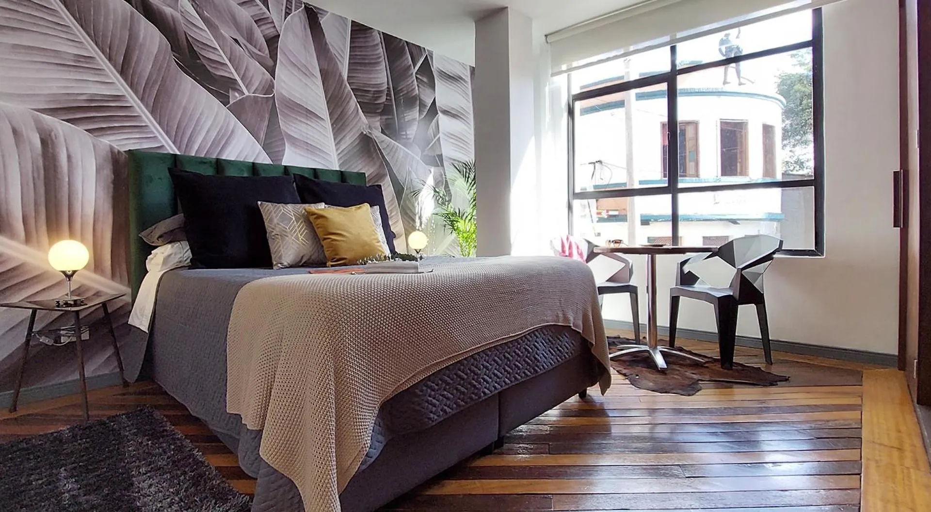 Depa Quevedo: Trendy Flat in Bogota's Historic Candelaria Apartment